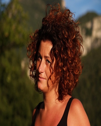 Geile Nachbarin - Erotische Telefonsex Dame im privaten Look